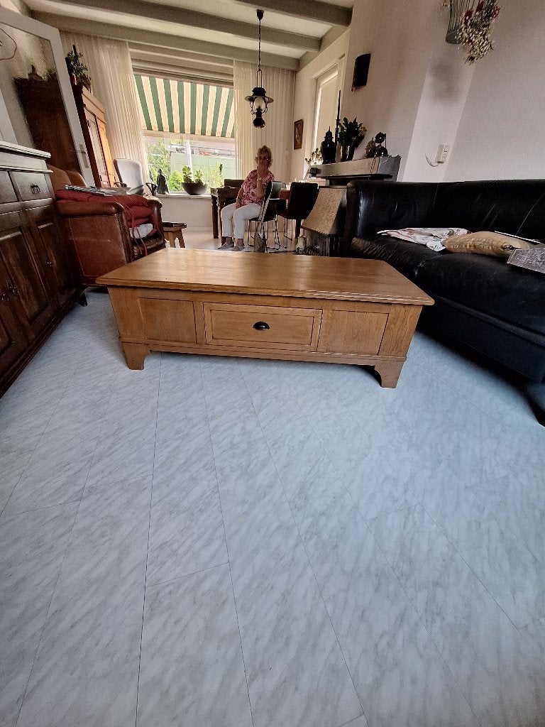 Grote eiken salon tafel, Huis en Inrichting, Tafels | Salontafels, Ophalen, 100 tot 150 cm, Eikenhout, 50 tot 100 cm