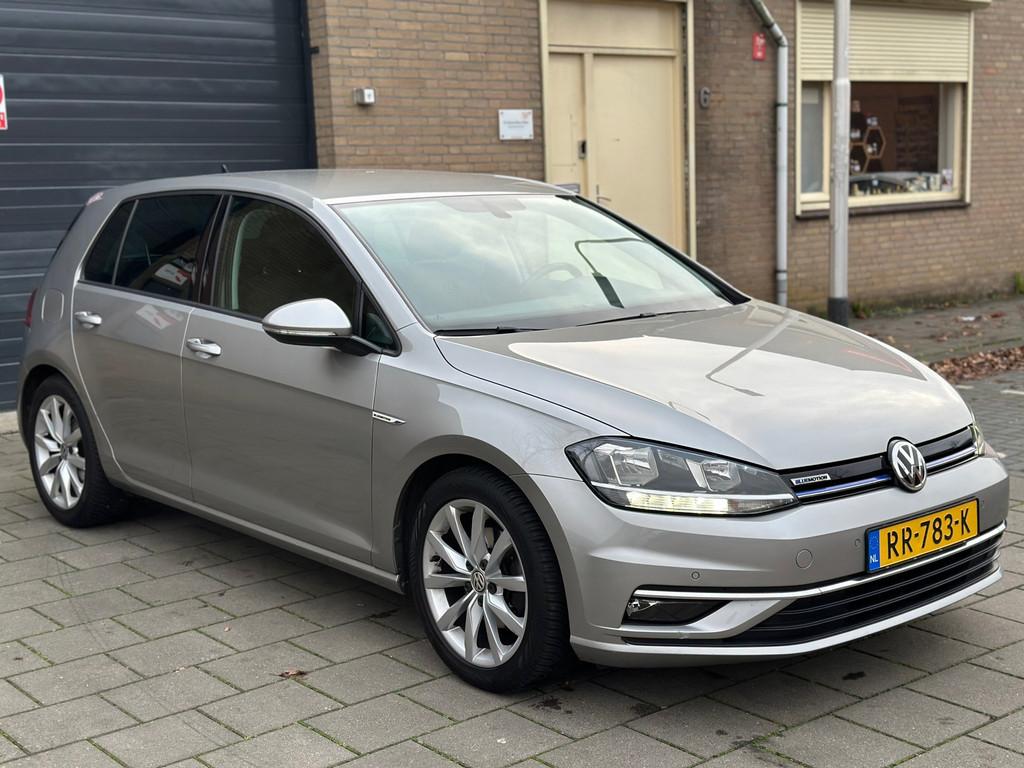 Volkswagen Golf 1.5 TSI Highline ACC Climate control Navigat, Voorwielaandrijving, Euro 6, 4 cilinders, Origineel Nederlands