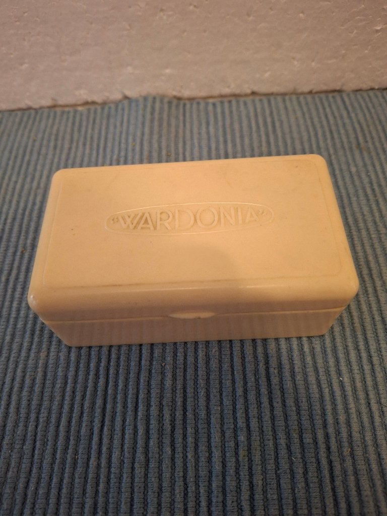 Wardonia - England - bakelieten doosje met reis-scheerset, Ophalen of Verzenden