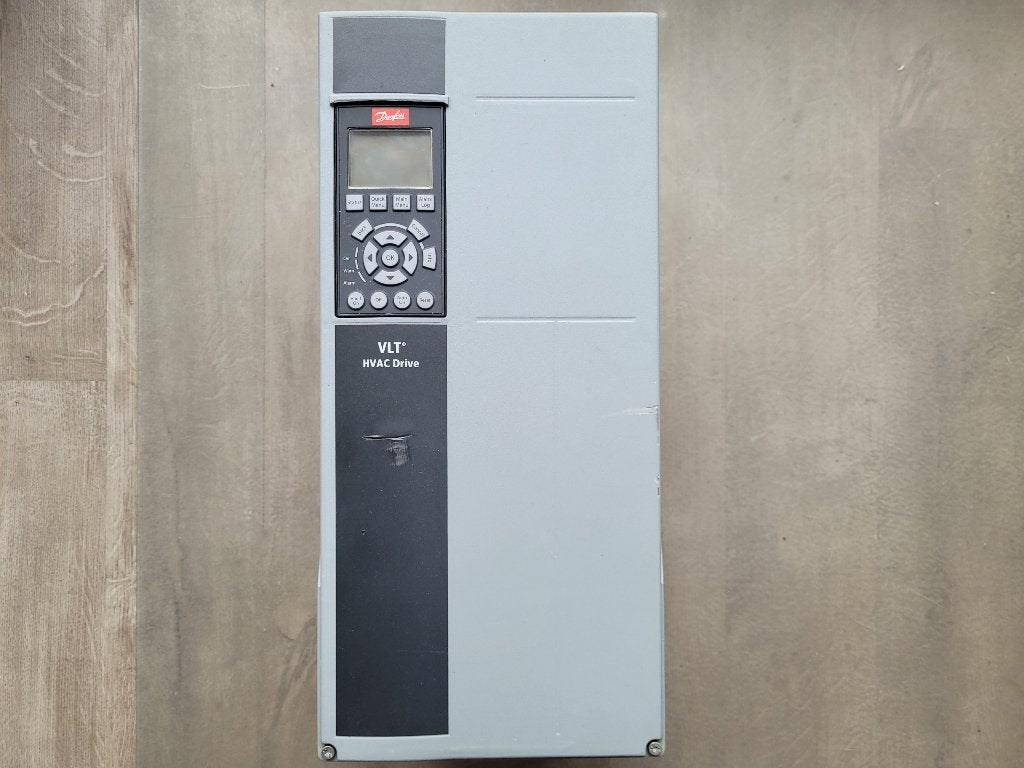 Danfoss HVAC frequentieregelaar 3~400V 11kW, Gebruikt, Danfoss Nederland, Ophalen of Verzenden, Info@danfoss.nl