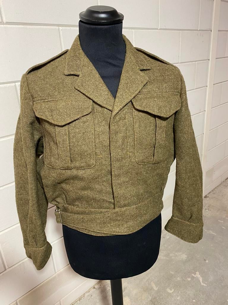 Canadese battledress - 1943, Verzamelen, Ophalen of Verzenden, Engeland, Boek of Tijdschrift