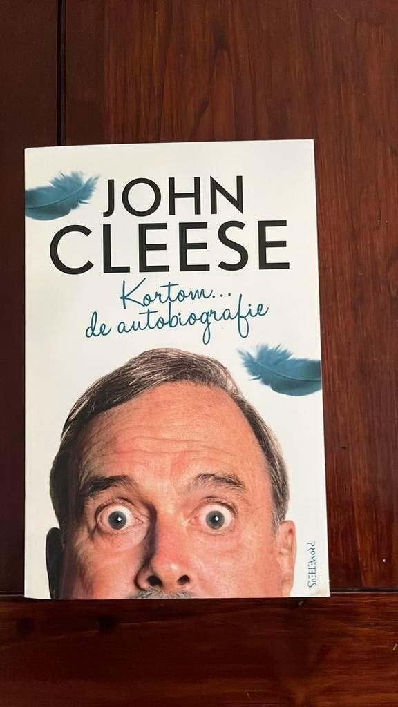 JOHN CLEESE - Kortom de autobiografie - ISBN: 9789044623925, Ophalen of Verzenden, Zo goed als nieuw, John Cleese, Film, Tv en Media
