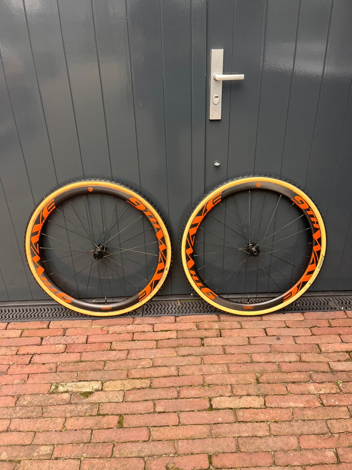 9thWave Avalon crossenwielen met Rhino tubes, Ophalen of Verzenden, Gebruikt, Overige typen
