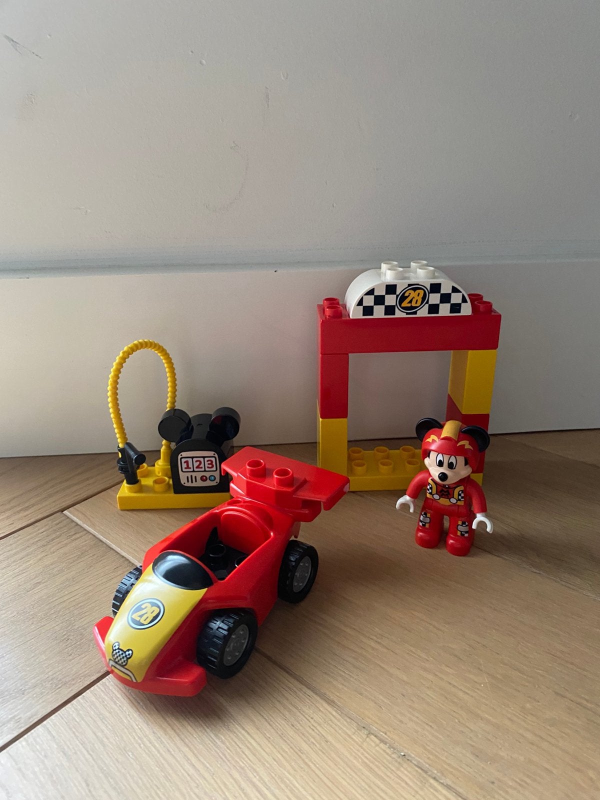 Mickey's racer, Ophalen of Verzenden, Zo goed als nieuw