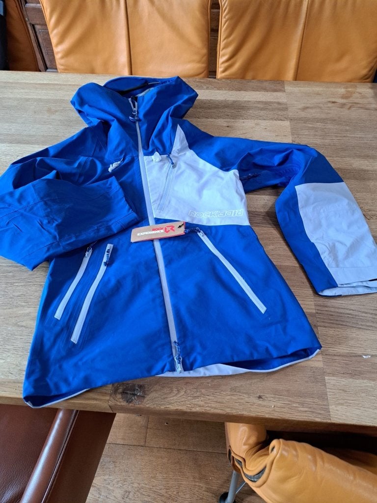 Te Koop: Nieuw Ice thriller jack (maat xs) (ongedragen), Ophalen of Verzenden, Nieuw, Maat 34 (XS) of kleiner, Blauw