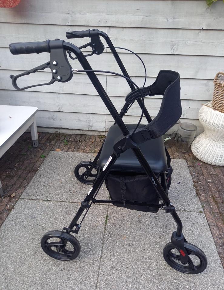 Rollator Mooiys, Ophalen, Zo goed als nieuw