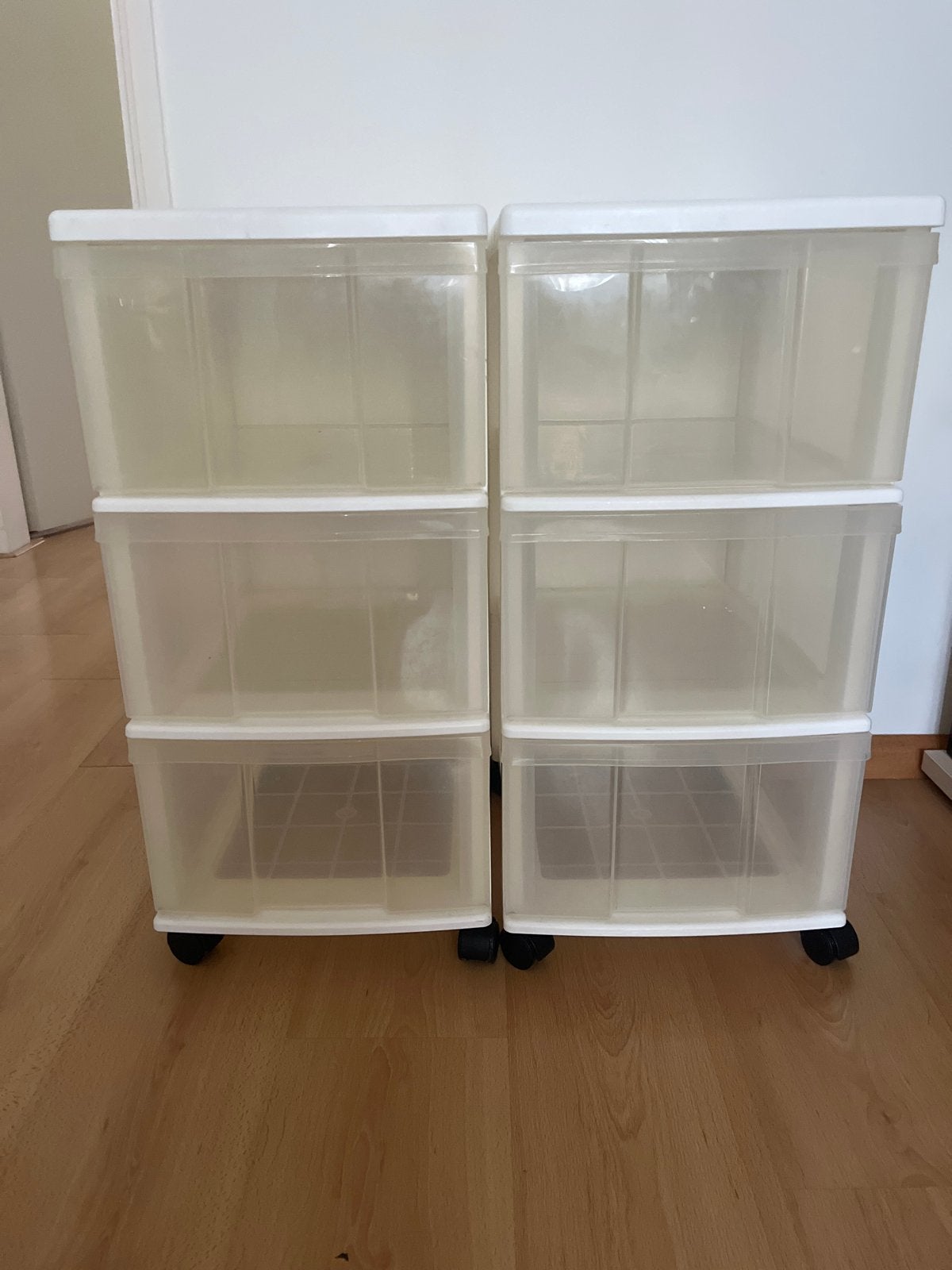 2x wit met transparant Kunststof ladekastjes op wielen, Huis en Inrichting, Kasten | Ladekasten, Ophalen, Gebruikt, 3 of 4 laden