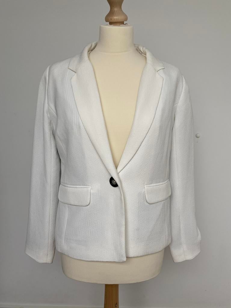 Essentiel Antwerp blazer maat 38, Ophalen of Verzenden, Zo goed als nieuw, Maat 38/40 (M), Wit