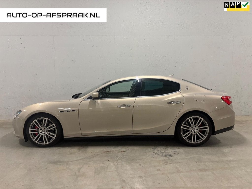 Maserati Ghibli 3.0 V6 D BTW 21% Leer Navi Cruise Clima, Auto's, Maserati, Euro 5, Achterwielaandrijving, Gebruikt, 2987 cc