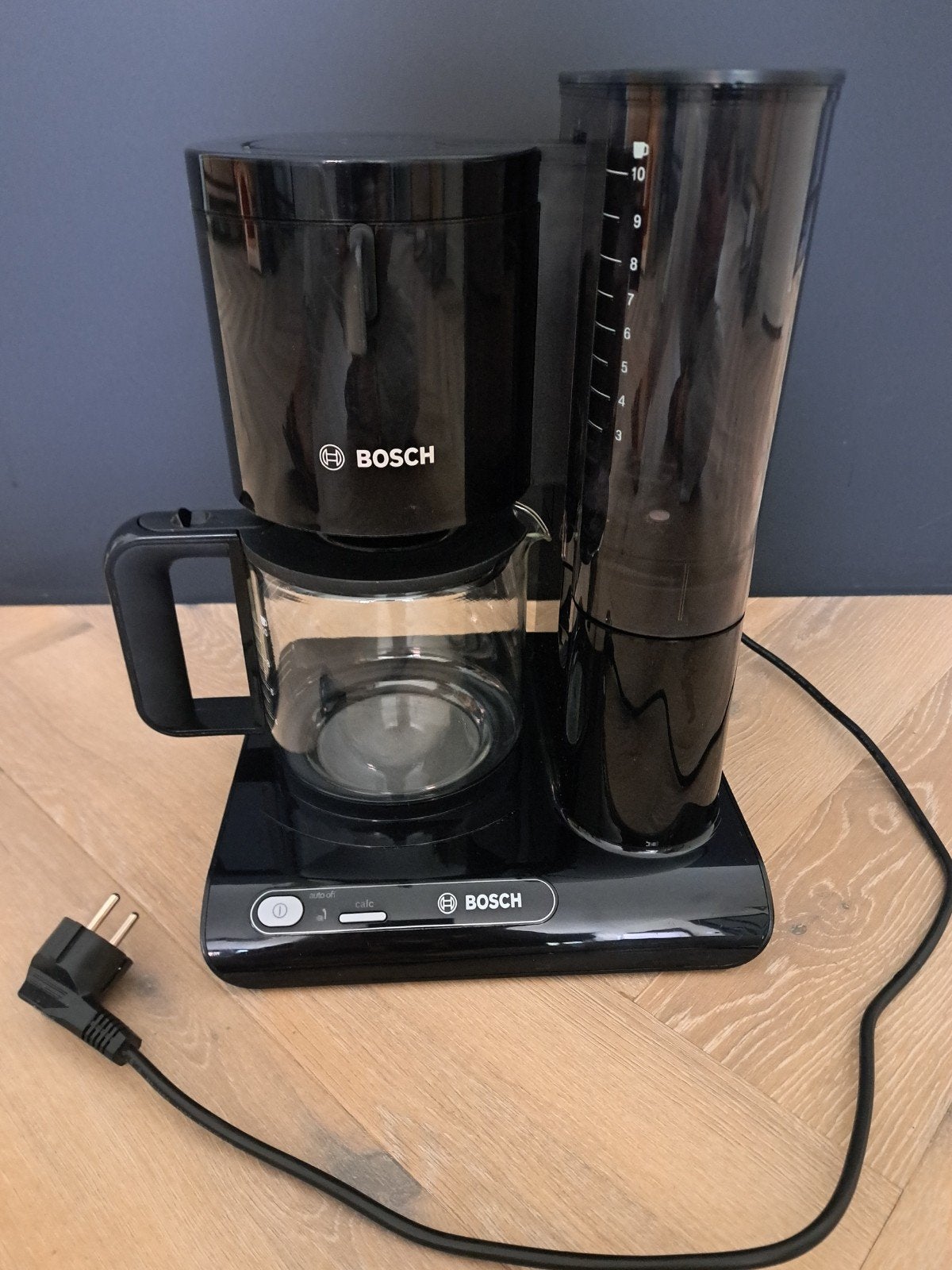 koffiezetapparaat van Bosch, 10 kopjes of meer, Ophalen, Koffiemachine, Afneembaar waterreservoir