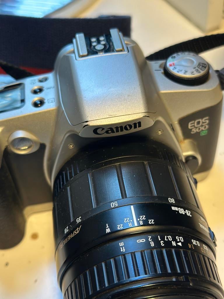 Canon EOS 500N Spiegelreflexcamera met 2 lenzen, Audio, Tv en Foto, Fotocamera's Analoog, Ophalen of Verzenden, Gebruikt, Spiegelreflex