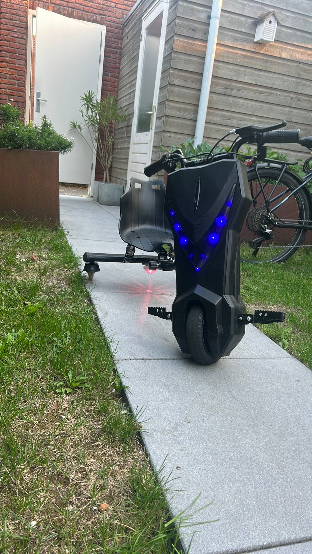 Dirft trike zwart!, Fietsen en Brommers, Scooters | Piaggio, Overige modellen, Elektrisch, Ophalen of Verzenden, Zo goed als nieuw