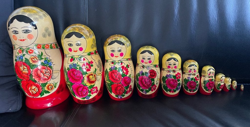 Matroesjka Babushka 28cm Maxi 11dlg Poppen Hout USSR Vintage, Verzamelen, Ophalen of Verzenden, Zo goed als nieuw, Pop