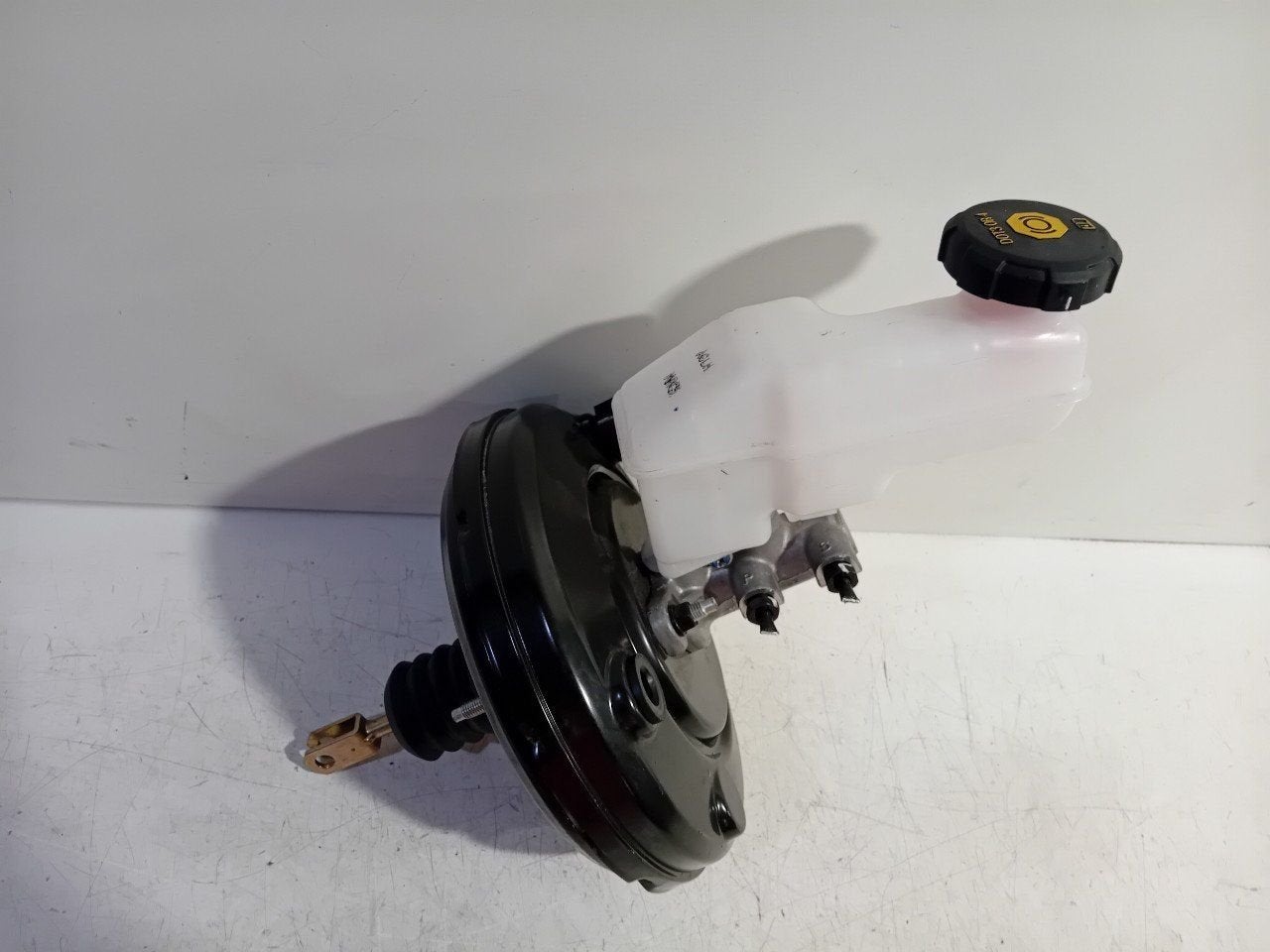 Hoofdrem cylinder Hyundai i10, Onderdelen@venauto.nl, Van der Ven Autorecycling B.V., Gebruikt, Ettenseweg 76, 4706 PB Roosendaal, The Netherlands