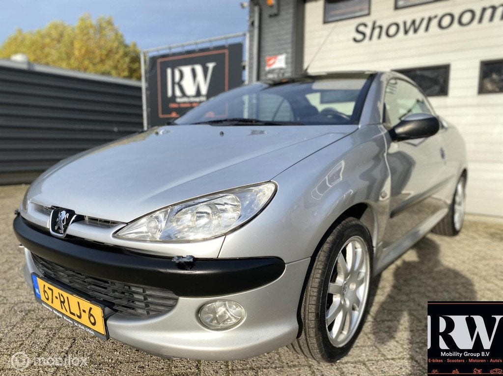 Peugeot 206 CC 2.0-16V *AIRCO*NIEUWE APK*CABRIO*LM-VELGEN*, 136 pk, Gebruikt, 4 cilinders, Cabriolet