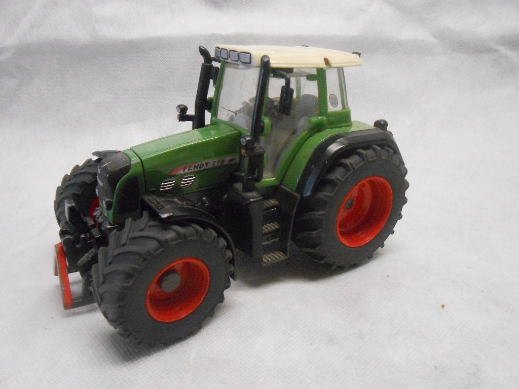 Siku 3263 Fendt 718 trekker., Ophalen of Verzenden, Zo goed als nieuw, Tractor of Landbouw, SIKU