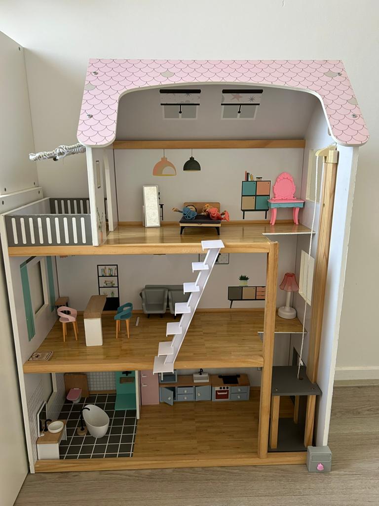 Poppenhuis, Ophalen, Zo goed als nieuw, Poppenhuis