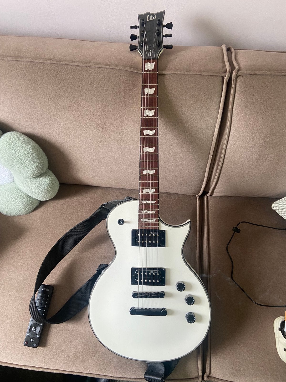 ESP LTD EC-256 elektrische gitaar - Wit, Muziek en Instrumenten, Ophalen, Gebruikt, Solid body, Overige merken