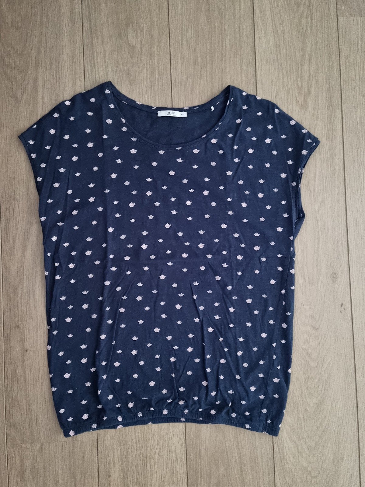 Edc by Esprit T-shirt Blauw met print Maat XS ZGAN

Mooi bla, Blauw, Ophalen of Verzenden, Zo goed als nieuw, Korte mouw