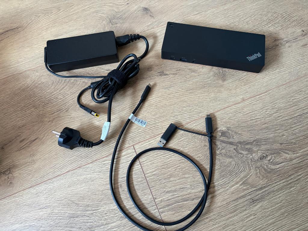 Lenovo ThinkPad USB-C Docking Station - Type 40AF, Computers en Software, Dockingstations, Ophalen of Verzenden, Gebruikt, Docking station