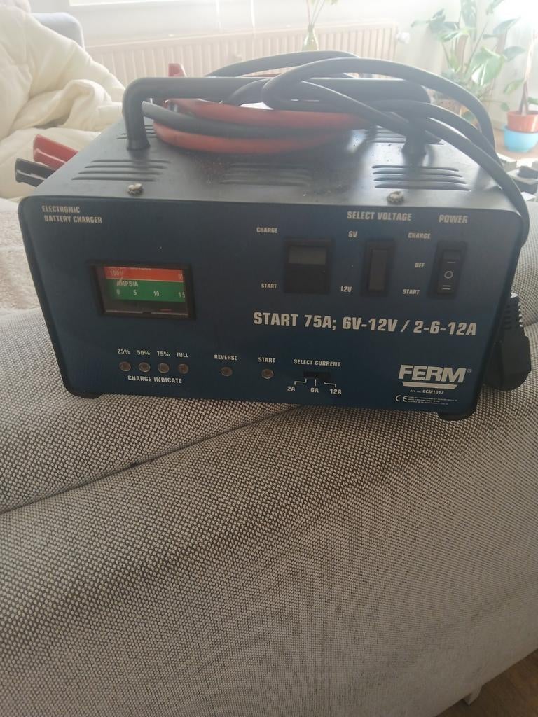 Ferm BCM1017 Acculader Z.G.A.N. - 6V/12V Start 75A, Ophalen of Verzenden, Gebruikt