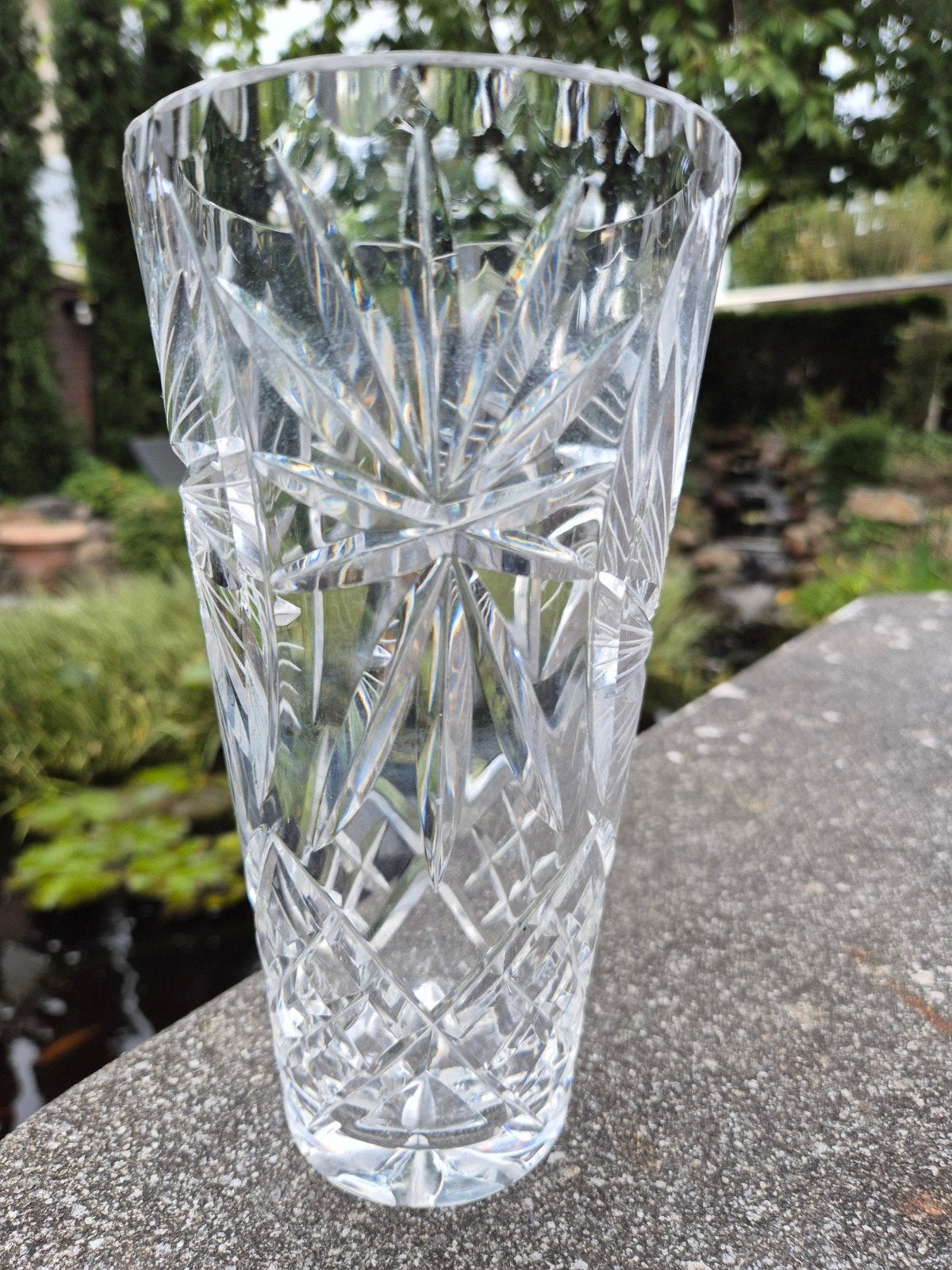 Elegante Vintage Geslepen Kristallen Vaas met Pinwheel-Ster, Ophalen of Verzenden