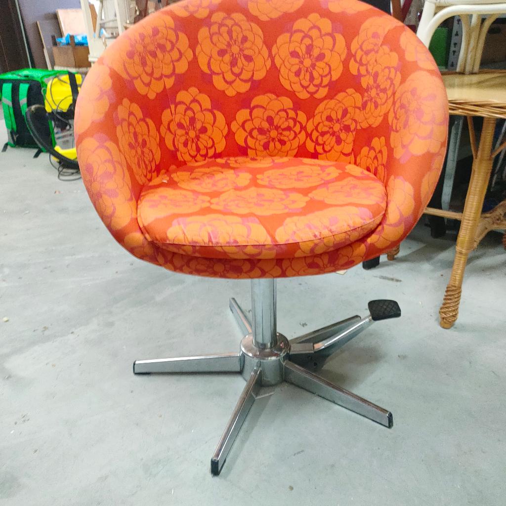 Ikea Skruvsta draaistoel Oranje (Outlet De Overkant), Ophalen, Gebruikt, Ikea, Oranje