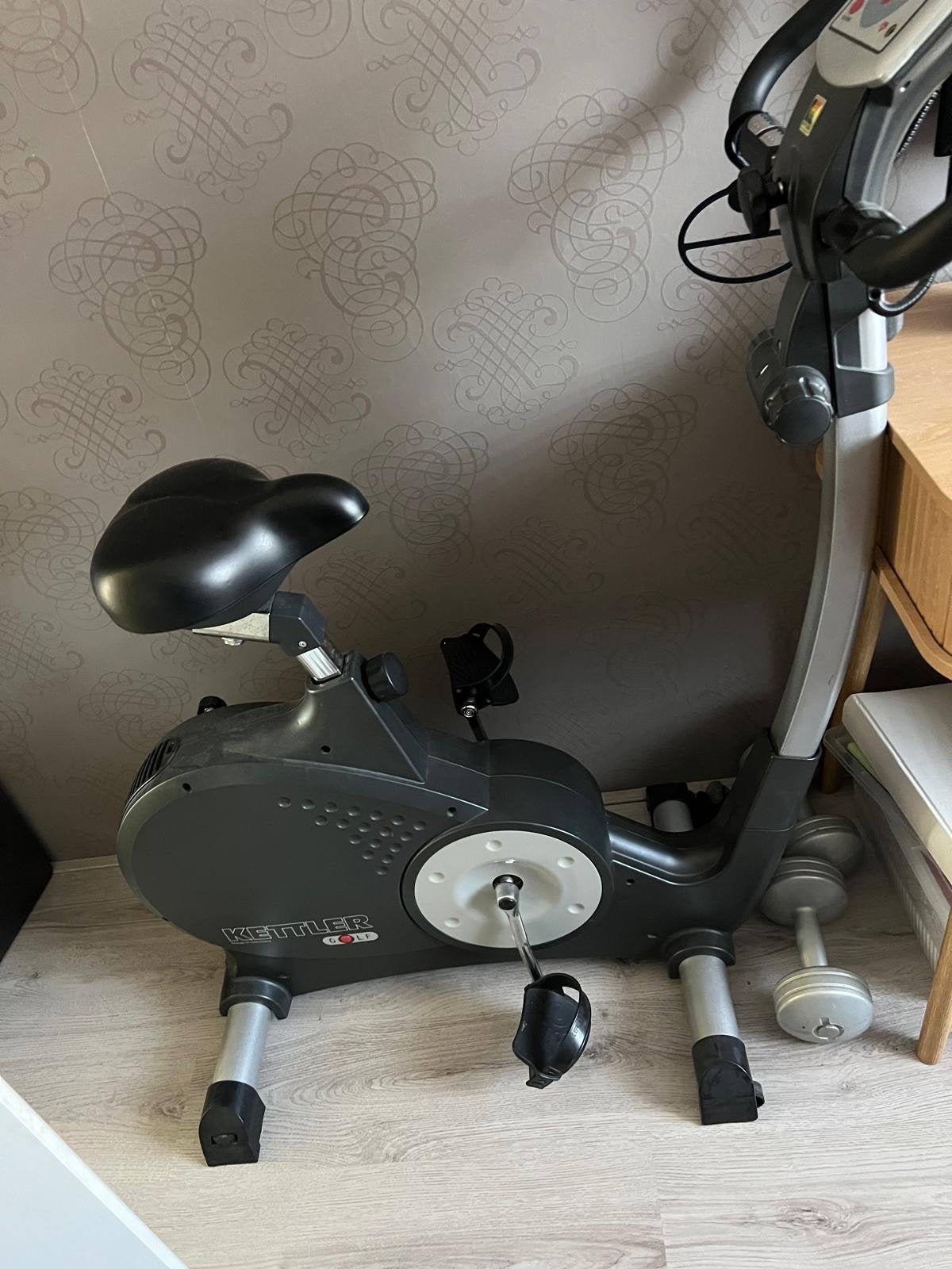 Kettler Hometrainer - Perfect voor Thuis Workouts, Sport en Fitness, Ophalen, Gebruikt, Metaal, Benen
