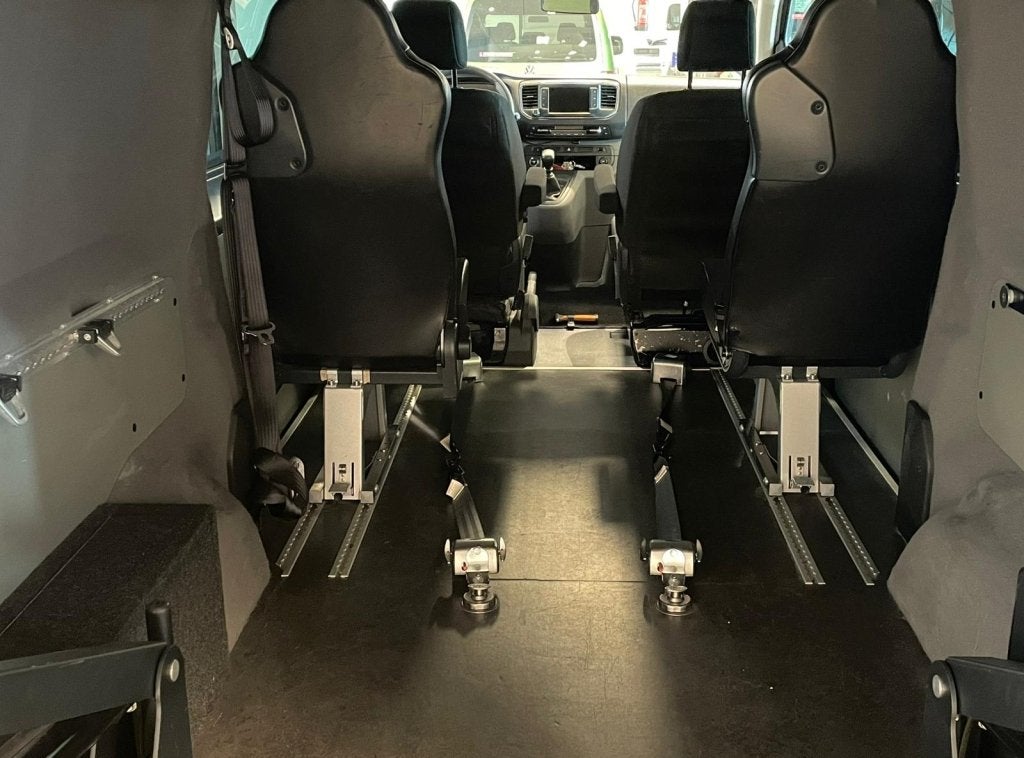 Peugeot Expert 2.0 HDI 90KW (bj 2017), Auto's, Peugeot, Stof, Gebruikt, 4 stoelen, 122 pk