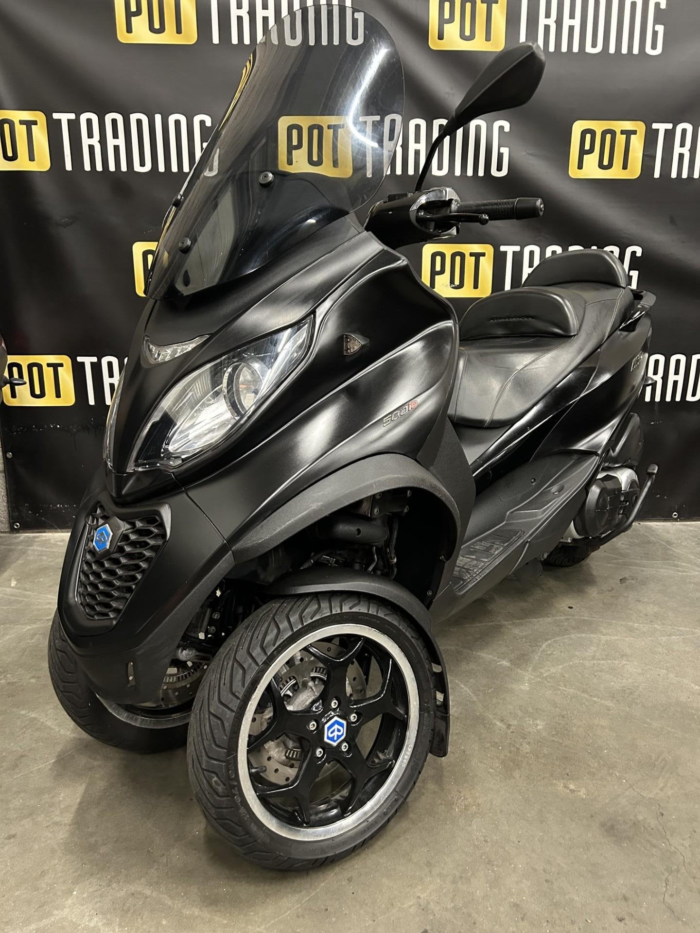 Piaggio MP3 500 ABS ASR 2014 Akrapovic LED 3 mnd garantie, Scooter, 493 cc, Bedrijf, Piaggio Vespa B.V.