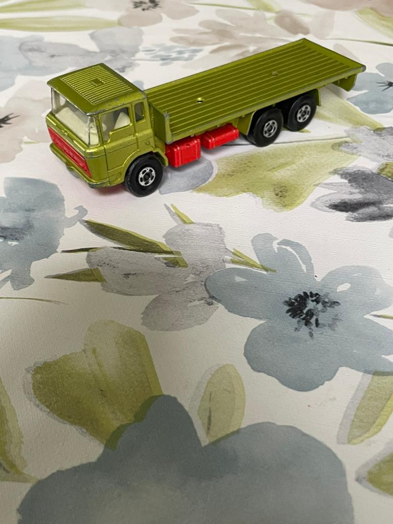 Matchbox Super Kings K-13 DAF Building Transporter 1971, Ophalen of Verzenden, Gebruikt, Bus of Vrachtwagen