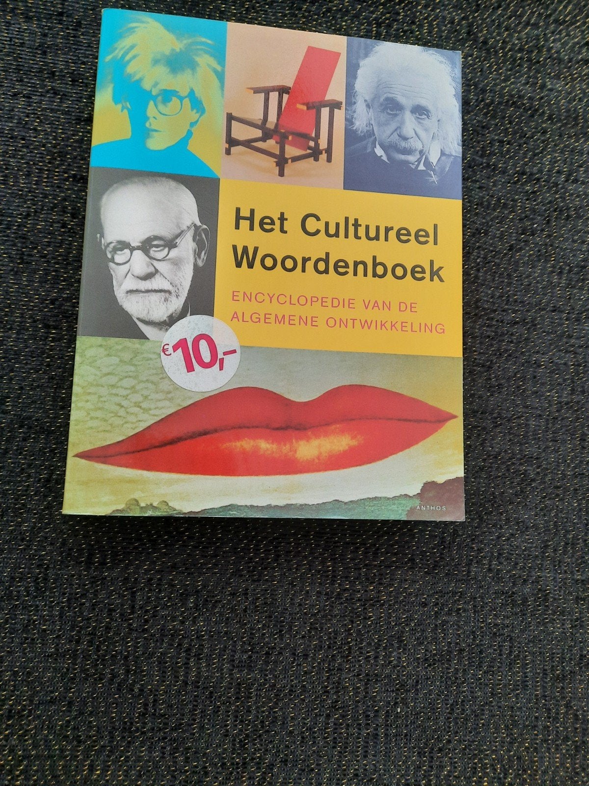 Het Cultureel Woordenboek-Encyclopedie Algemene Ontwikkelin, G.A. Kohnstamm en H.C. Cassee (redactie), Ophalen of Verzenden, Zo goed als nieuw