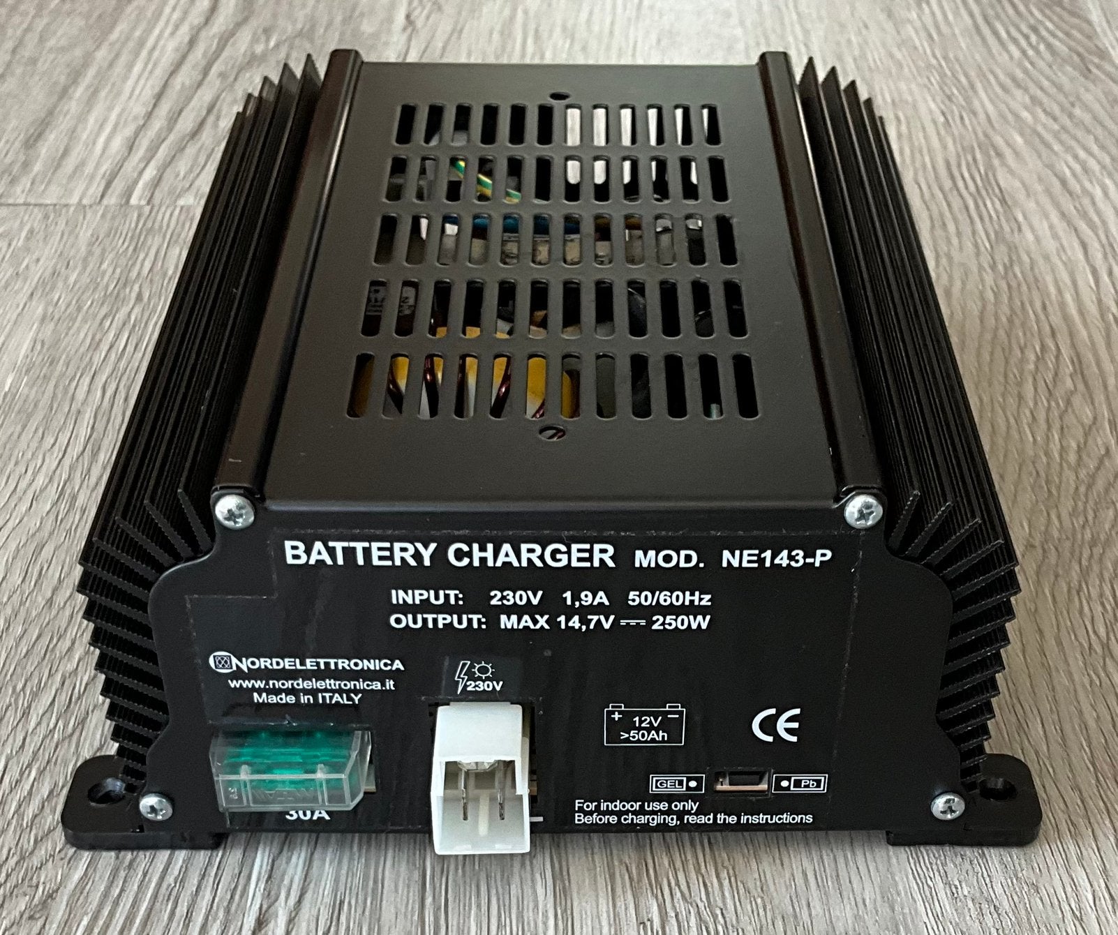 Nordelettronica NE143-p lader, Torino, Service@nordelettronica.it, Ophalen of Verzenden, Zo goed als nieuw