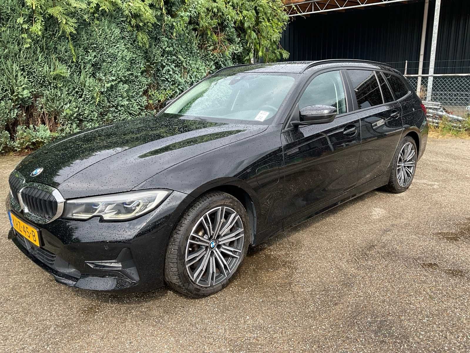 2021 BMW 3-serie Touring 330e Personenauto, Automaat, 1998 cc, Achterwielaandrijving, Gebruikt