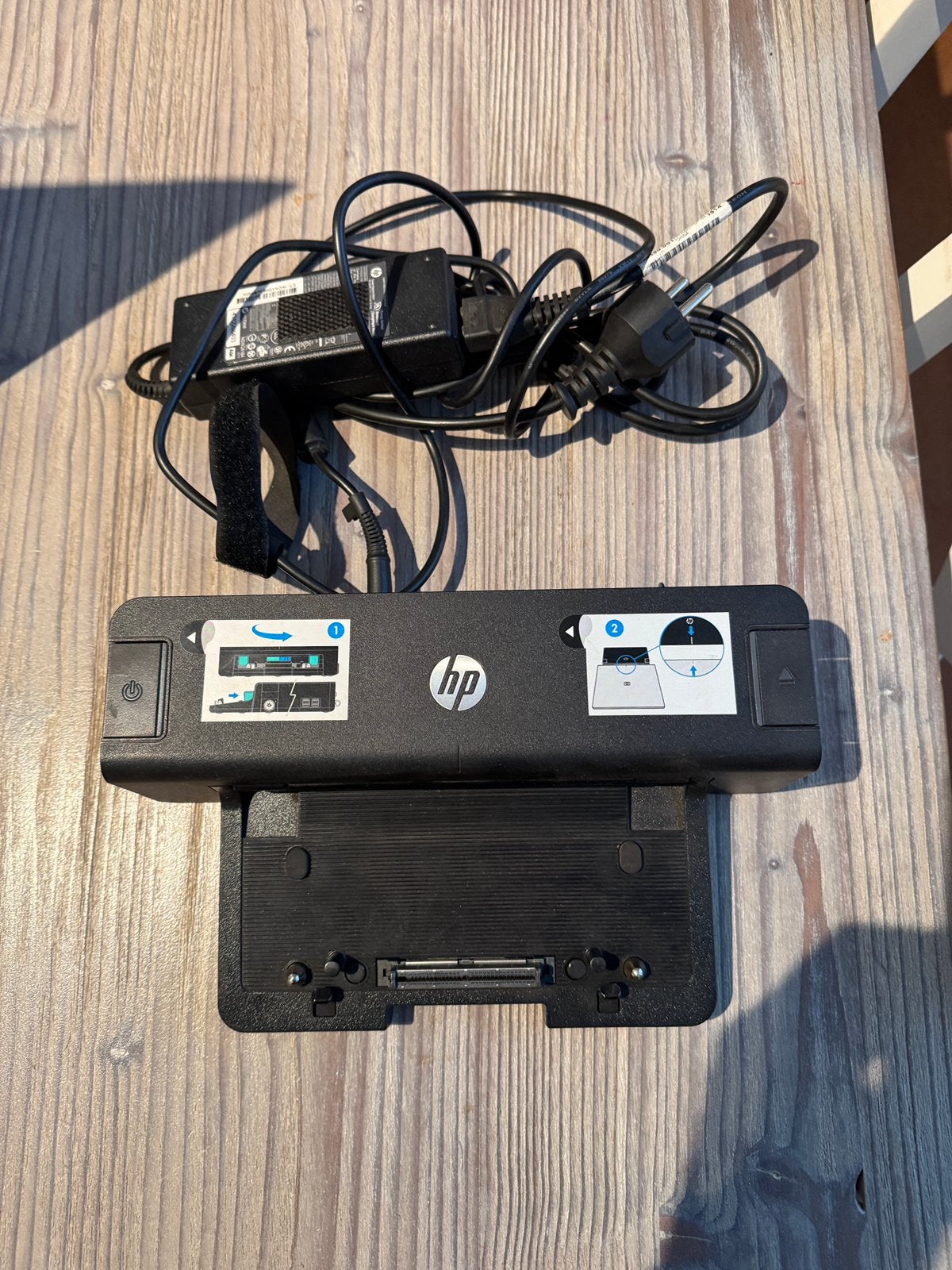 HP docking station, Ophalen of Verzenden, Zo goed als nieuw