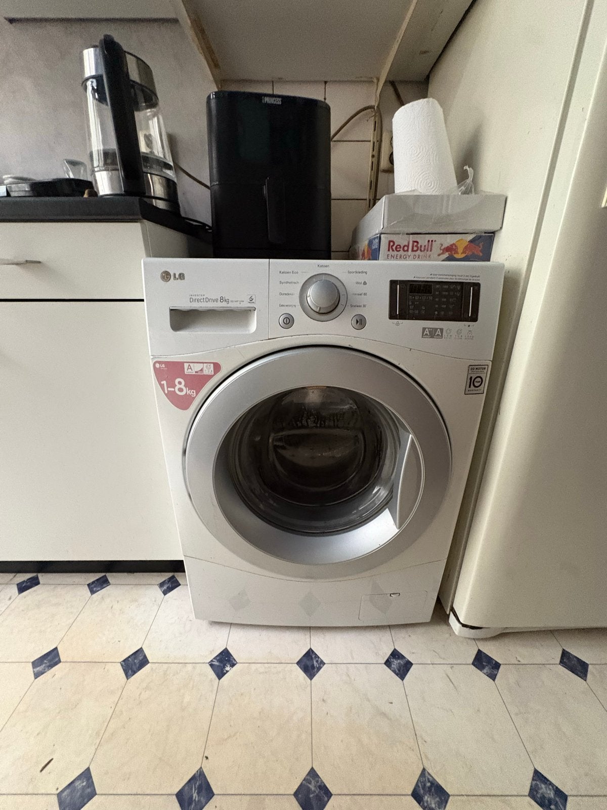 LG Wasmachine - defecte waterafvoer (8kg), Witgoed en Apparatuur, Wasmachines, 8 tot 10 kg, Ophalen, Niet werkend, Voorlader