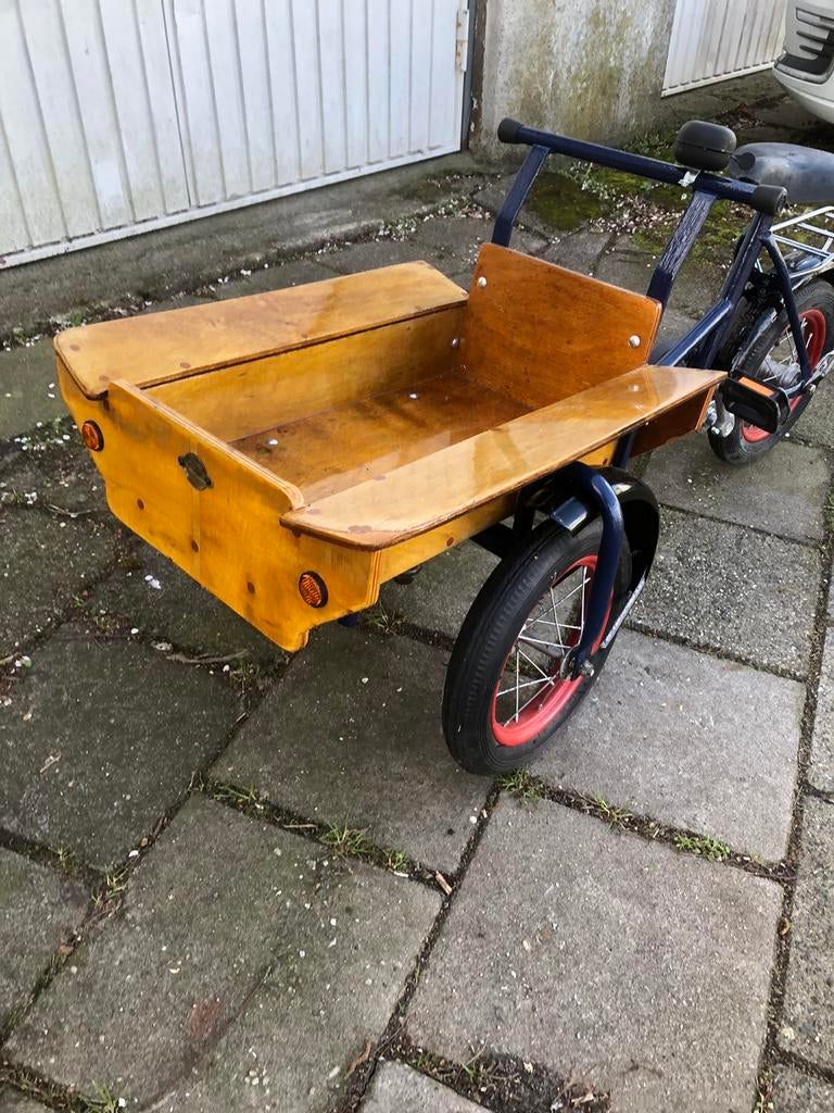 Aangeboden kinderbakfiets., Ophalen, Zo goed als nieuw, 1 kind