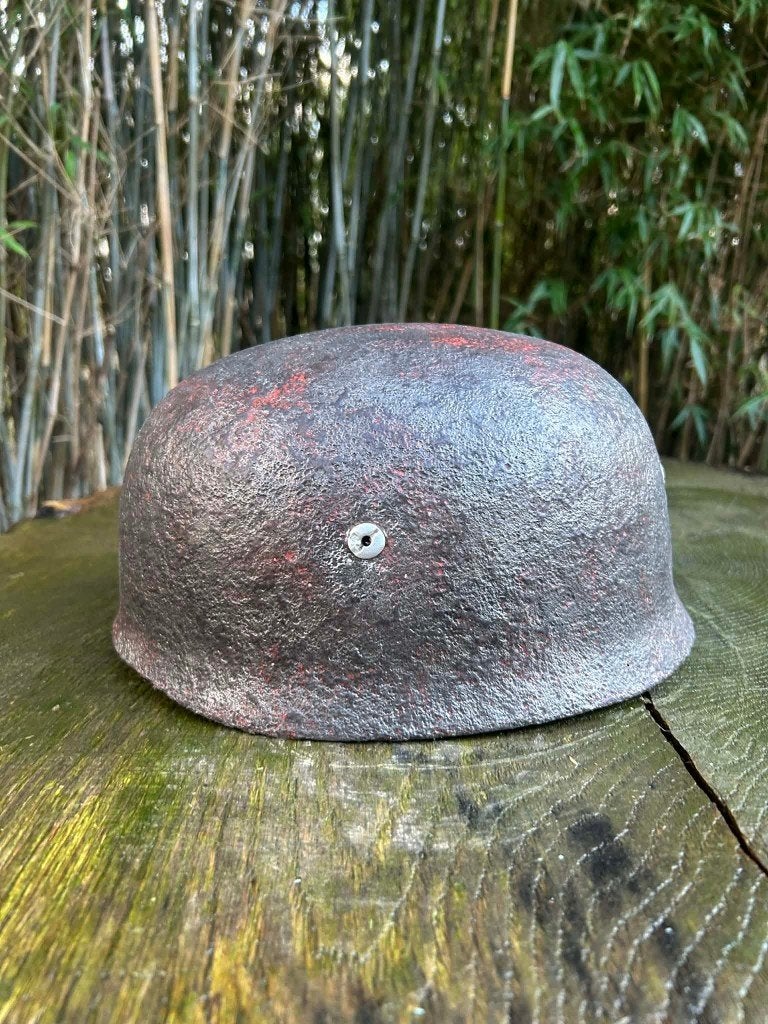 Duitse WOII paracommandohelm met resterende voering, Ophalen of Verzenden, Duitsland, Embleem of Badge