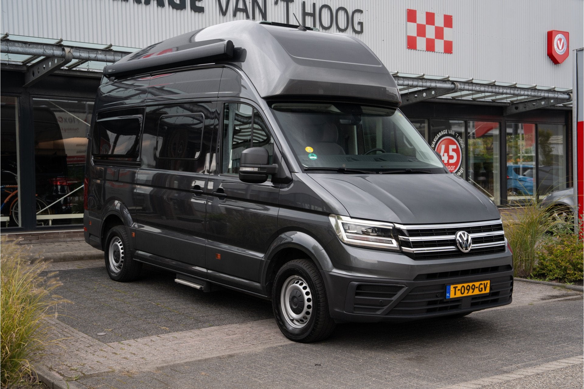 Volkswagen Grand California 600 /177pk Automaat (bj 2022), Caravans en Kamperen, Campers, Automaat, Info@vanthoog.nl, Volkswagen