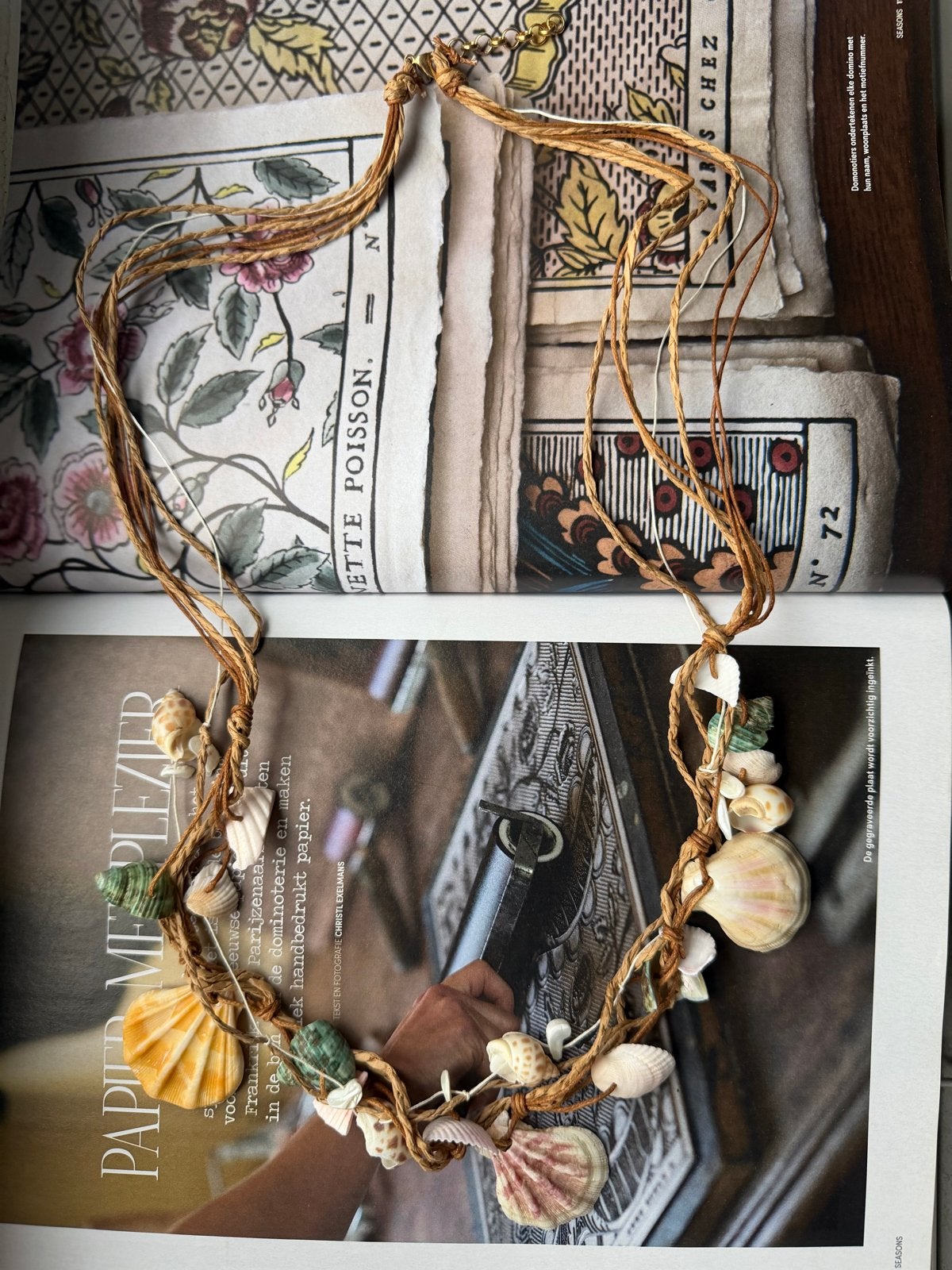 Ibiza-stijl schelpenketting van raffia - Boho decoratie, Overige materialen, Verstelbaar, Bruin, Nieuw