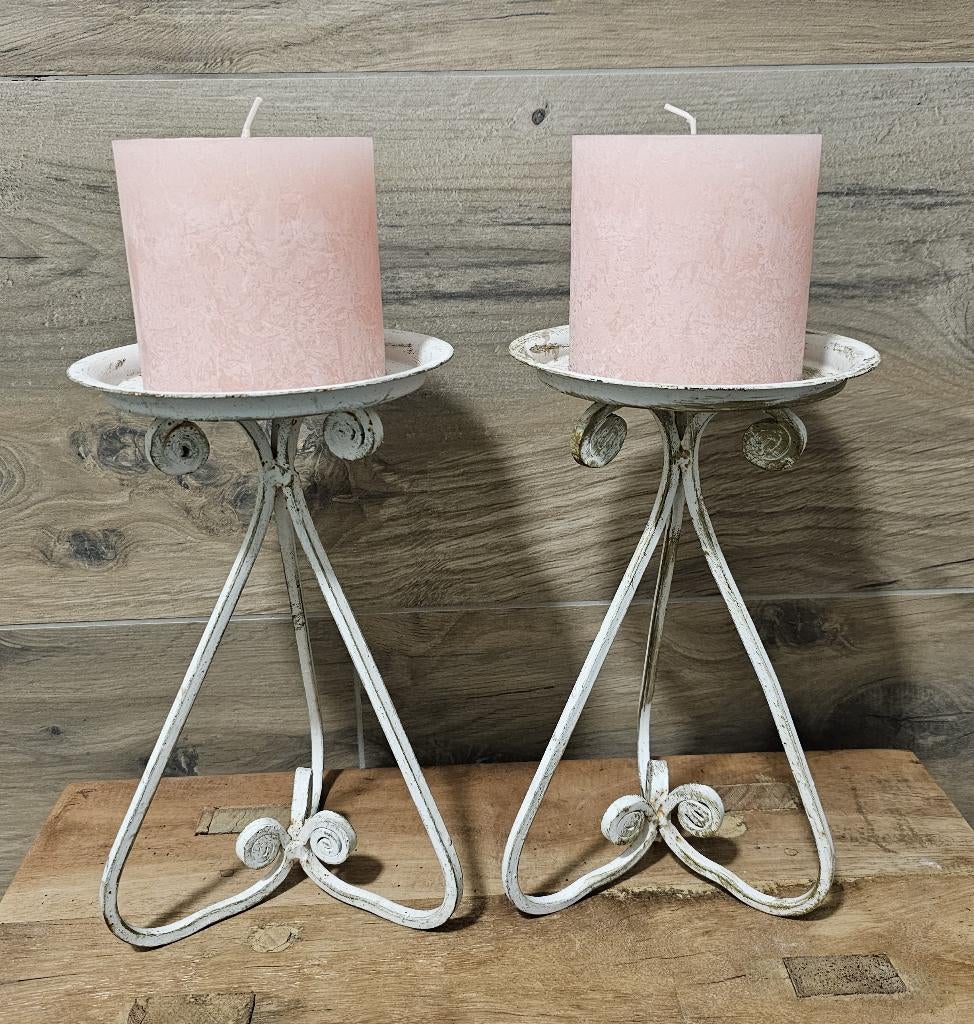 2 OUDE BROCANTE KAARSENSTANDAARDS, Gebruikt, 25 tot 50 cm, Wit, Ophalen of Verzenden