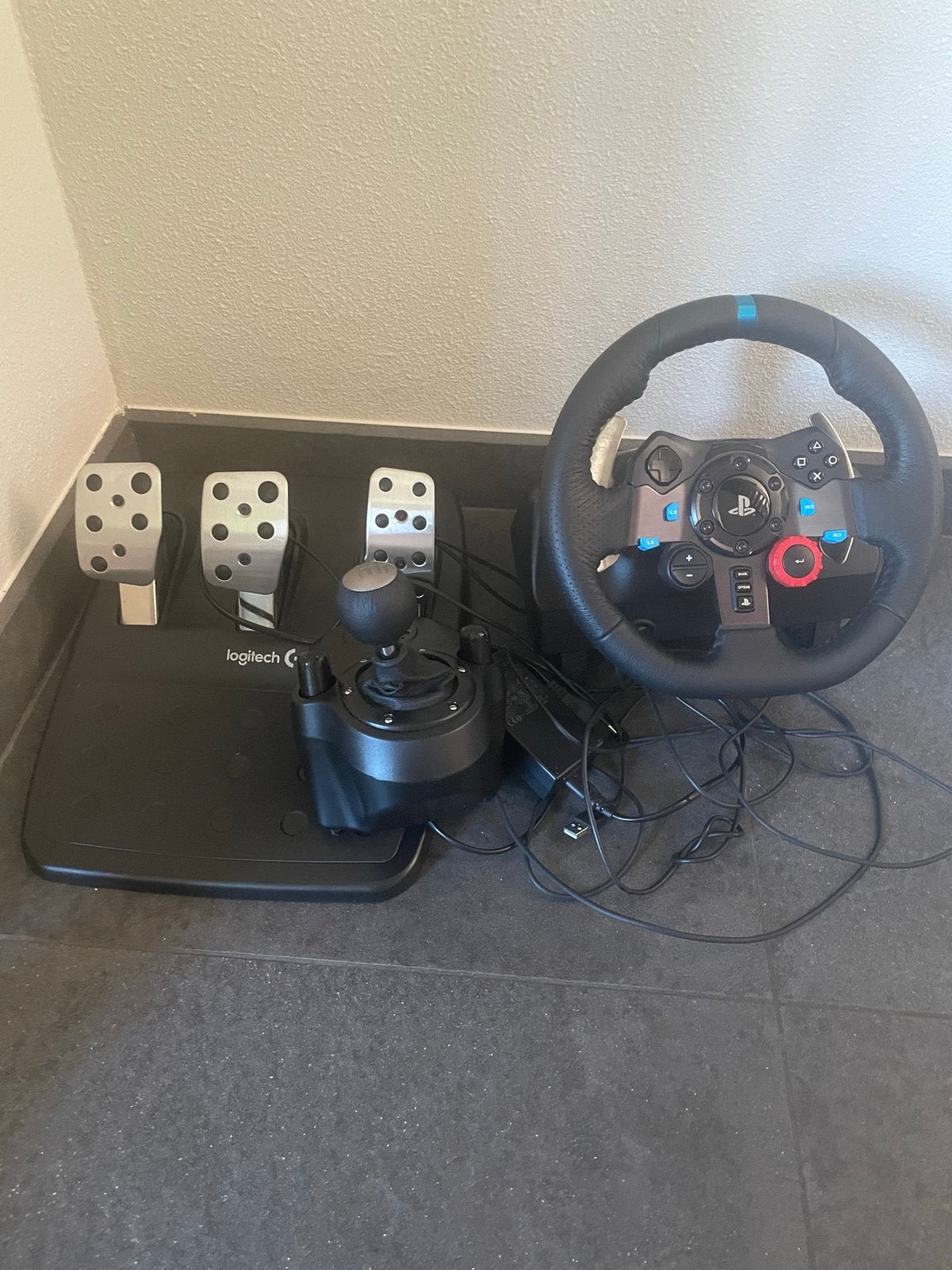 Logitech G29 racestuur met shifter en pedalen, Racestuur, Gebruikt, Force feedback, Logitech
