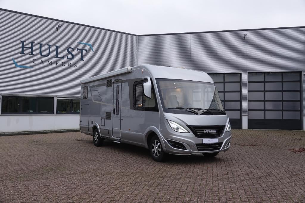 Hymer B 704 Supreme Line Automaat, Bovenkastjes ipv hefbed, Caravans en Kamperen, Campers, Bedrijf, tot en met 2, Integraal, Hymer