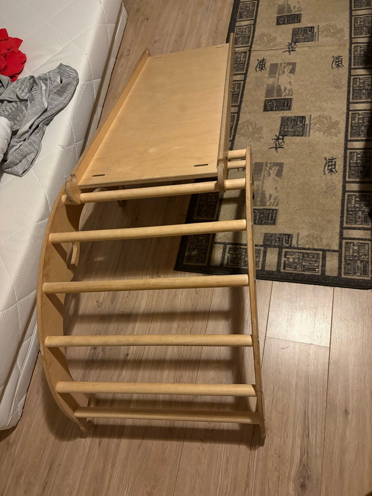 Houten klimrek met glijbaan/klimwand - Montessori speelgoed, Ophalen, Gebruikt