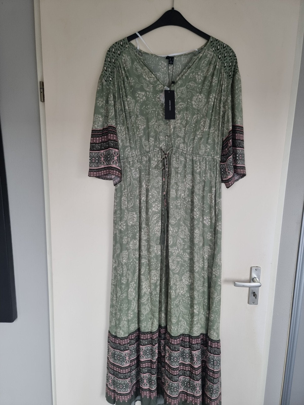 Nieuwe Vero Moda Maxi Jurk - Boho Stijl, Maat L, Kleding | Dames, Jassen | Winter, Nieuw, Maat 42/44 (L), Groen, Ophalen of Verzenden