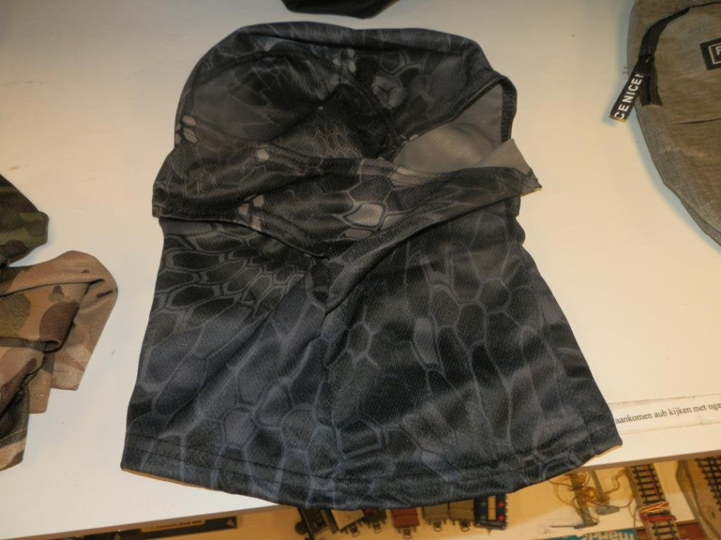 bivakmutsen nieuw one size camouflage, Ophalen of Verzenden, Nieuw, Overige maten, Bovenkleding