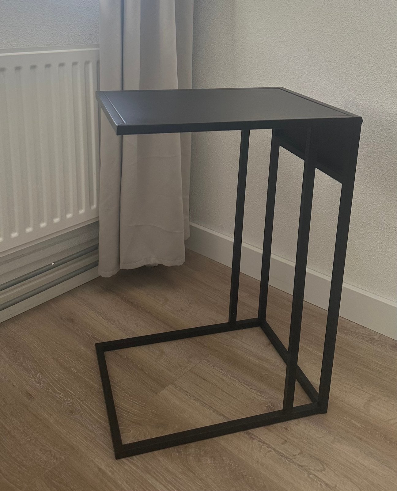Bijzettafel zwart, Ophalen, Zo goed als nieuw