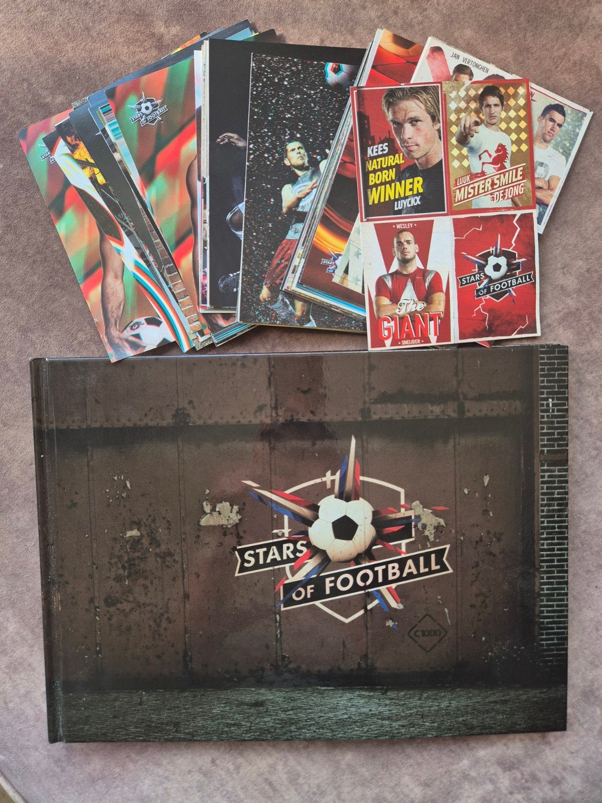 Stars of Football verzamelalbum met extra plaatjes, Verzamelen, Ophalen of Verzenden, Zo goed als nieuw, Overige sporten, Boek of Tijdschrift