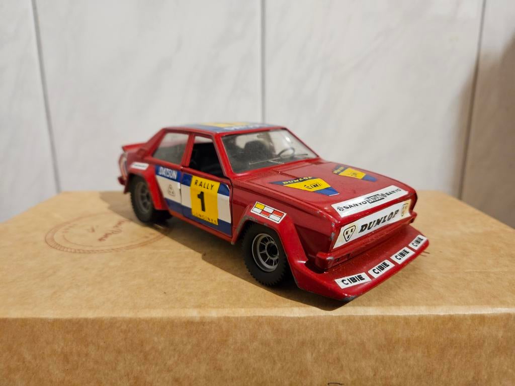 Polistil Datsun Violet, Ophalen of Verzenden, Zo goed als nieuw, Overige merken