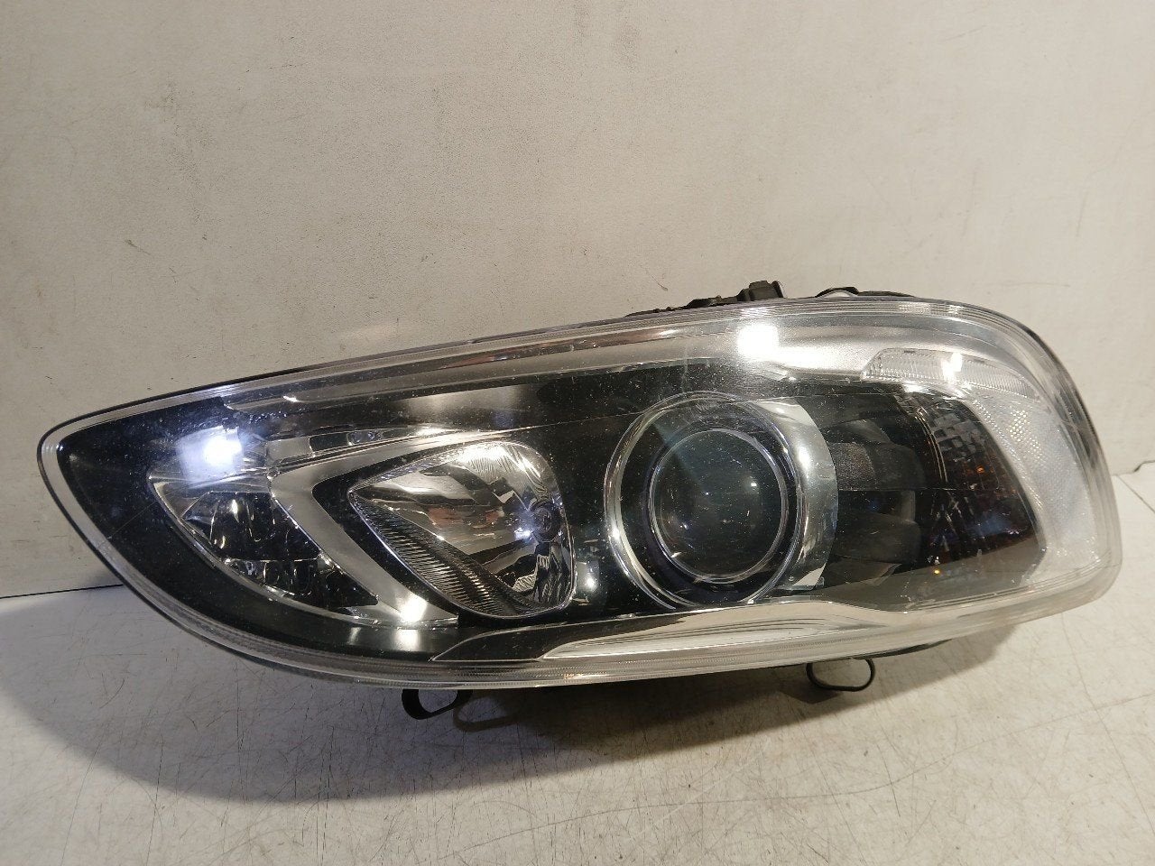 Koplamp rechts Volvo V60, Auto-onderdelen, Verlichting, Volvo, Gebruikt, Herkomst onderdeel bekend, 12 maanden garantie, Ophalen of Verzenden
